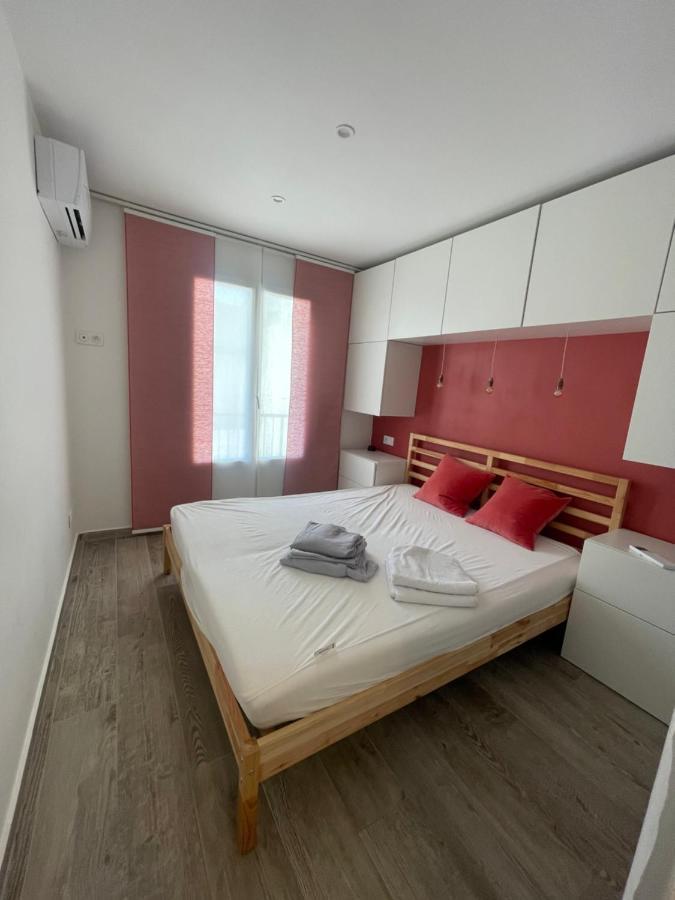 Appartement Proche Mer Avec Terrasse Et Jardin Privatif Йер Экстерьер фото